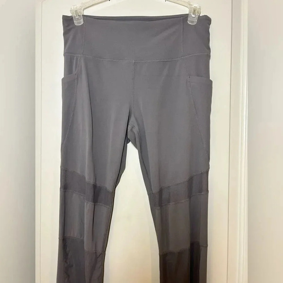 Athleta Meshblock athletic yoga mesh Leggings size large athleisure workout - Picture 5 of 16